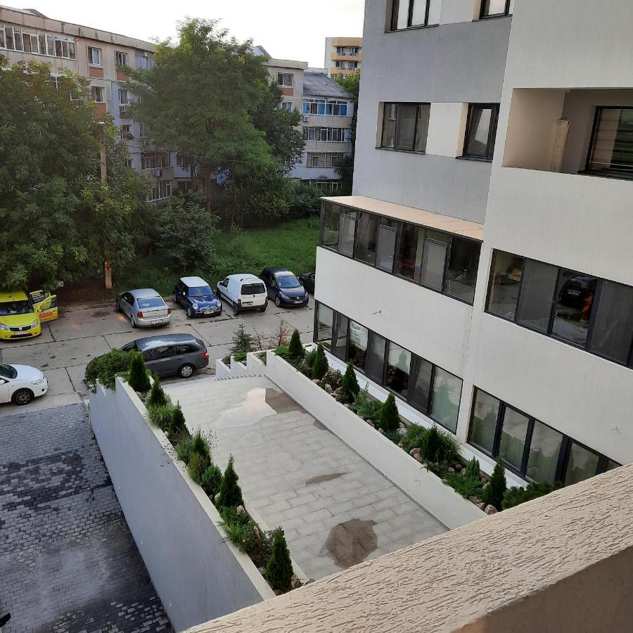 Studio Adela Appartement Iasi Buitenkant foto