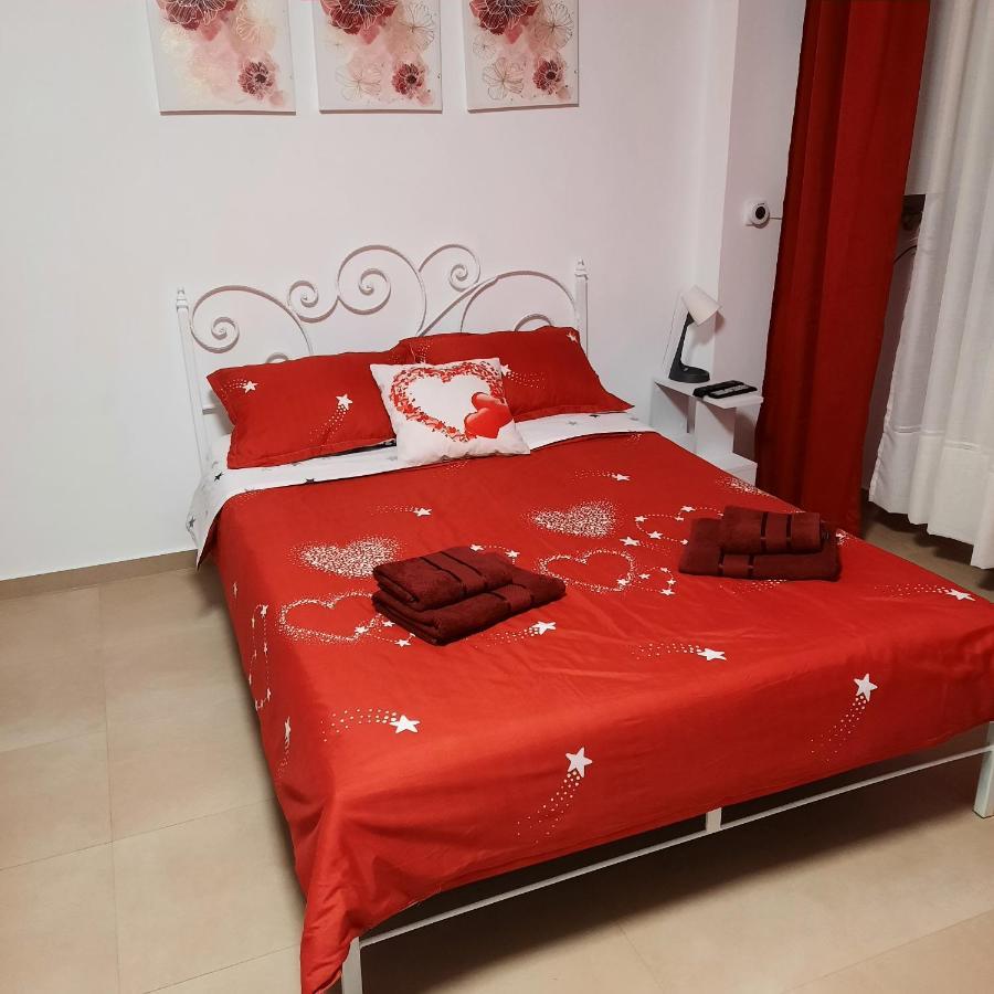 Studio Adela Appartement Iasi Buitenkant foto